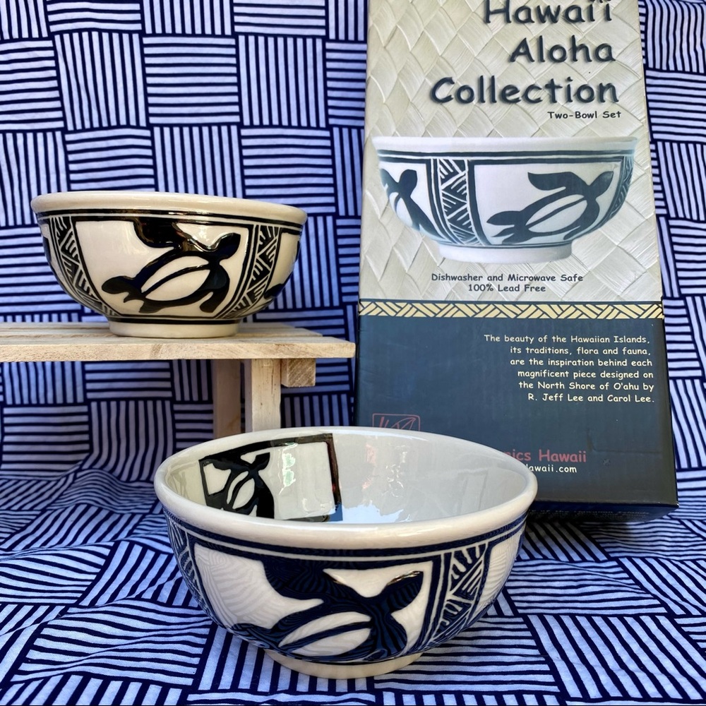 Hawaiian Turtle Design Ceramic Bowls